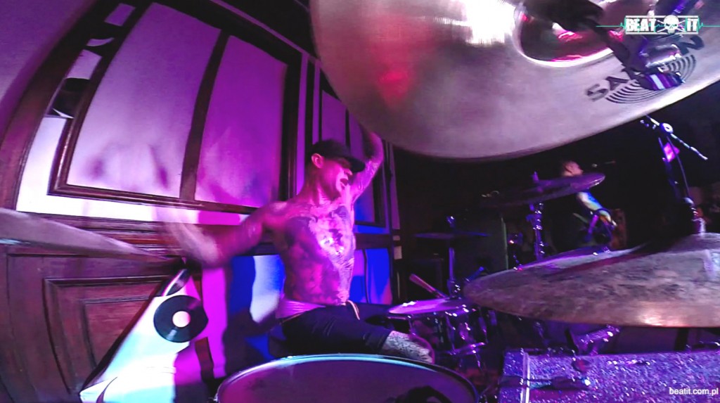 I Am Giant – “Razor Wire Reality” NA ŻYWO