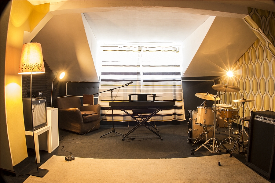 Młodzi muzycy uczą się grać w zespole i wspierają leczenie małego Olka