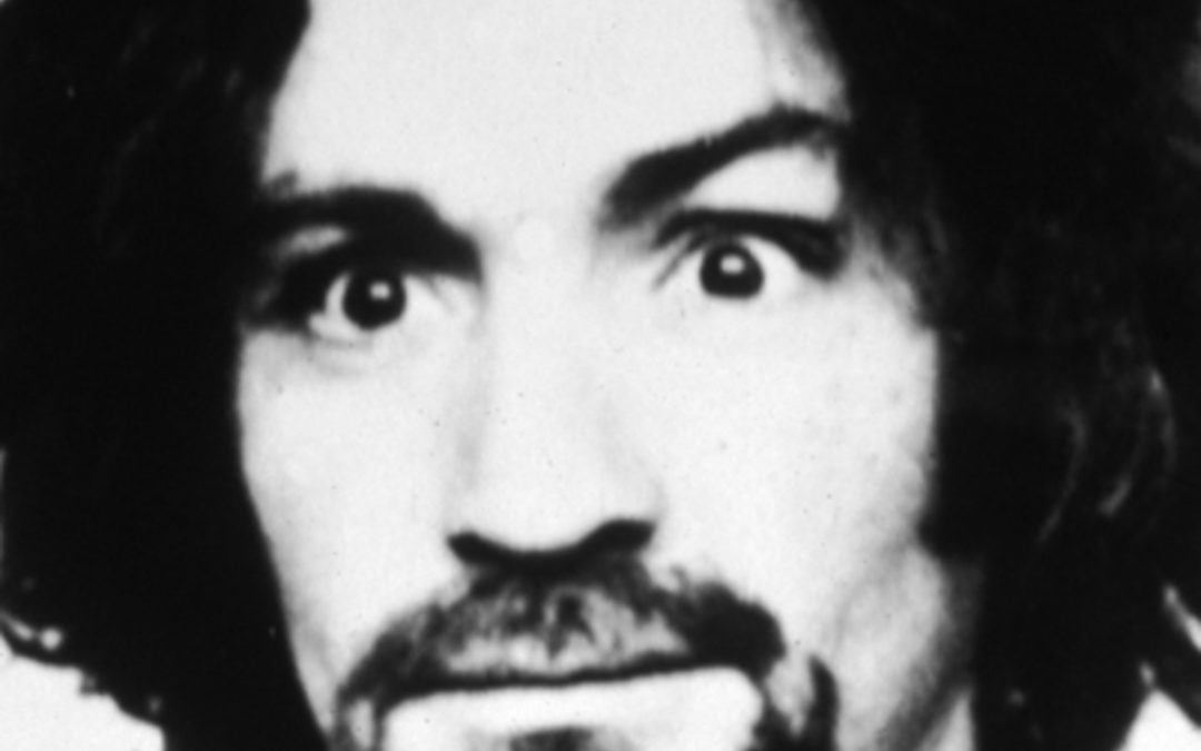 Historia o perkusiście Beach Boys i seryjnym mordercy