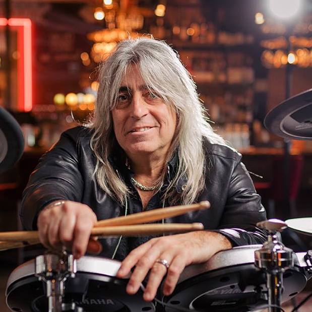 Mikkey Dee (Scorpions) endorserem bębnów Yamaha DTX